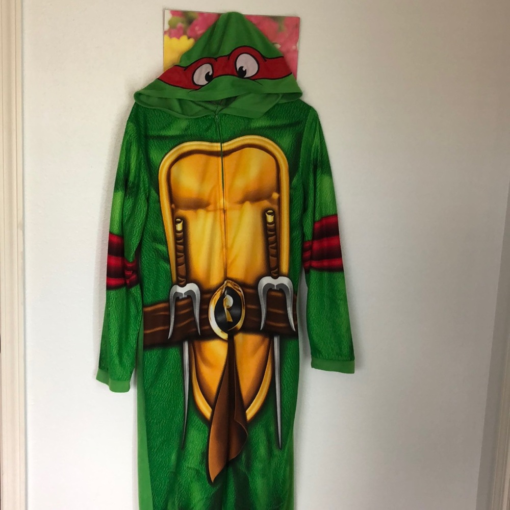 🍪TMNT onesie! 🥰 Super comfy!